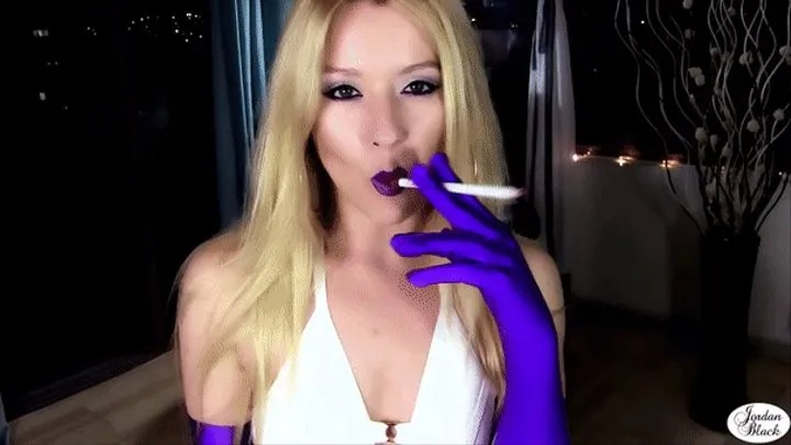 VS120 menthol with purple opera gloves