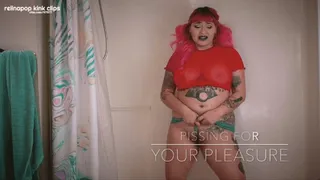 Making Reina Piss for your Pleasure (First Pee Clip Ever!)