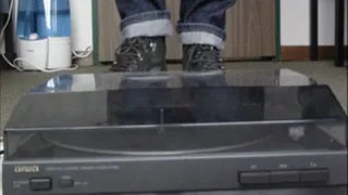 Lowa Boots vs Turntable