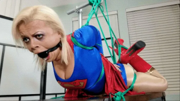 Nadia White- Supergirl- Kryptonite Orgasms