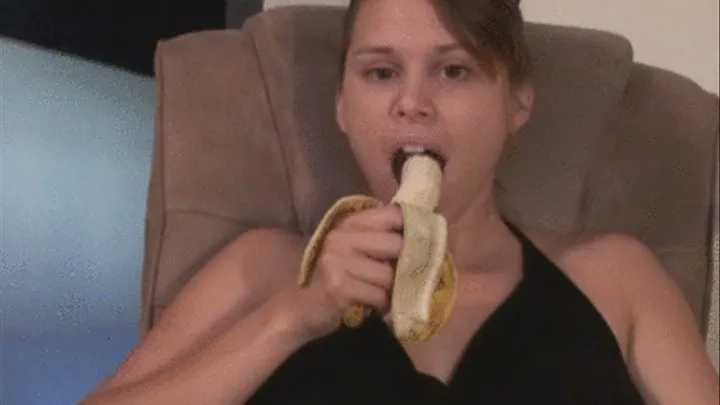 Bratty Anabel Ski-Banana Eating & Banana Play