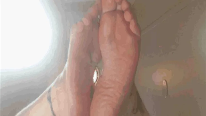 Smell My Feet While I Stroke You-Foot Smelling Handjob (POV)