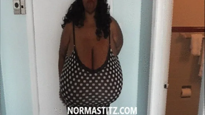 NORMA STITZ MAKING INTIMATE FETISH COME TRUE FOR FAN