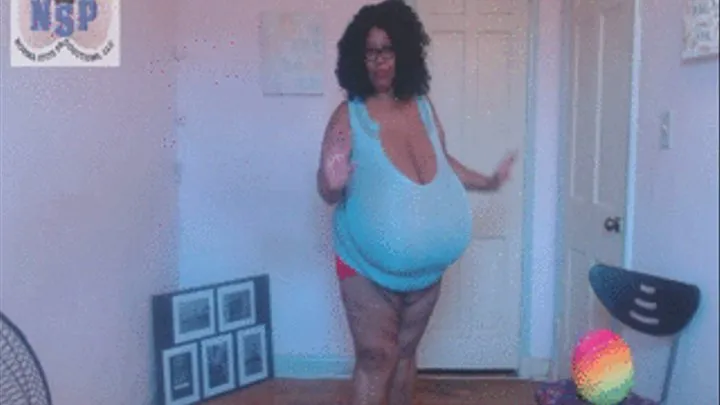 NORMA STITZ BEACH BALL PRATICE