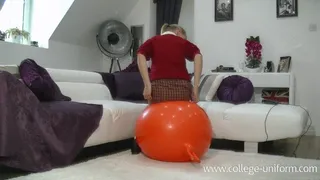 Chloe Toy - Space Hopper