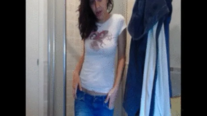 LAURA SHOWER WITH JEANS