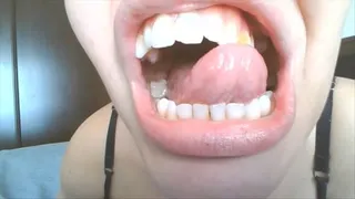 showing my teeth for u