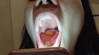 Foul smell from the public areas of the mouth and sweet candy( x720 HD)MOV