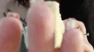 Ti obbligo a mangiare il parmigiano( video pov) PAINFUL CHEESE-GRATER