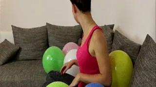 painting on balloons