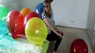 balloon clean-up (sitting, knee, fingernail)