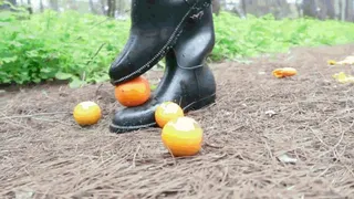 Walking on Scattered Oranges