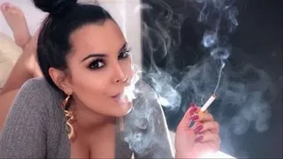 So hot! Smoking fetish ~ Sweet Maria