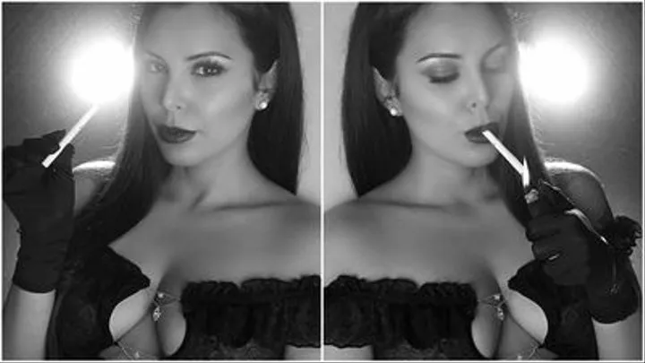 Black & White Smoking ~ Sweet Maria