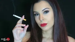 Red Lips Power Smoking ~ Sweet Maria