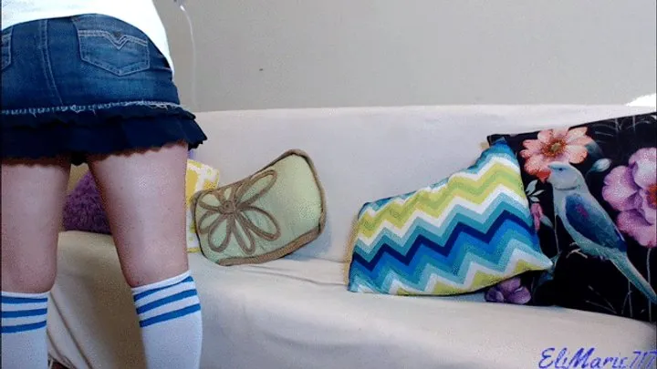 Upskirt Cheerleader Hidden cam Tease