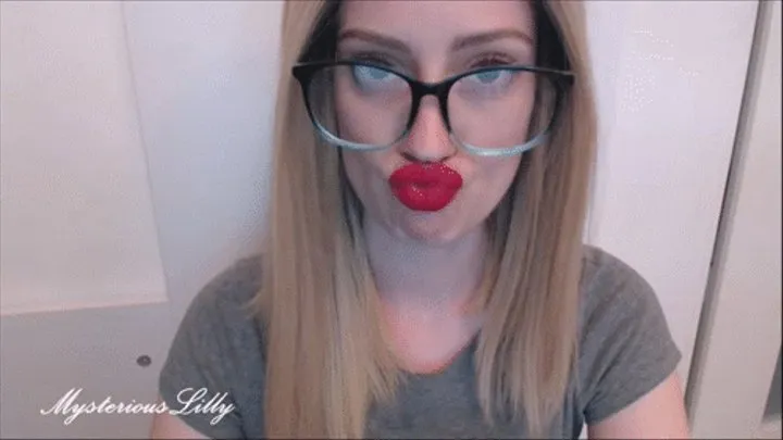 Sexy, red, juicy lips!