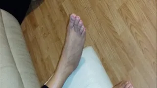 BLACK DRESS SEXY LATINA CROSSED FOOT RUB