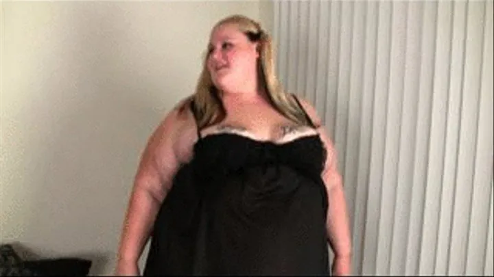 SSBBW AIRABELLA LIFTS AND CARRYS A SKINNY BLACK GUY!