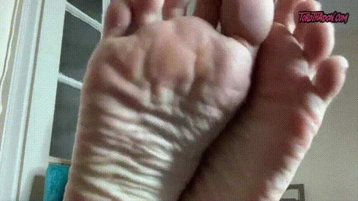 Toe Scrunching Goodness