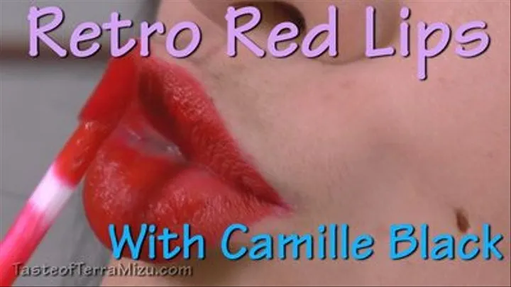 Retro Red Lips - Camille