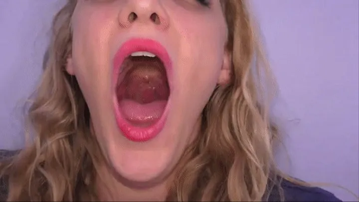 Cant stop yawning - Mia Vallis