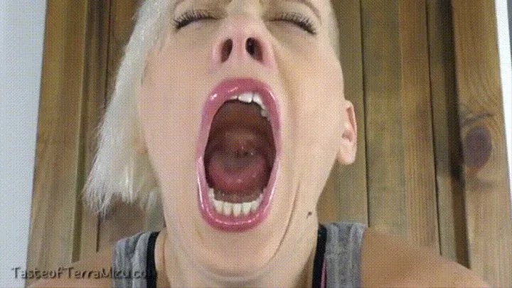 Cant stop yawning - Mistress E