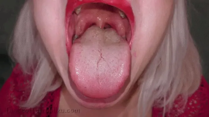 Inside my mouth - Scarlett DeMitro