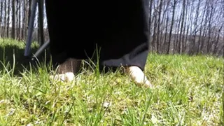 Rubbing my soles against the grass