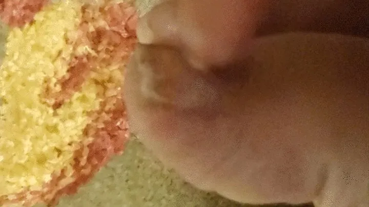 Toenail cheese removal (right foot)