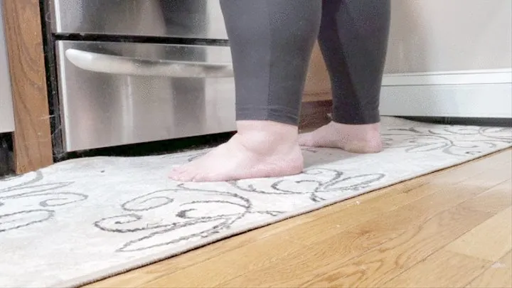 Barefoot in the kitchen pt2