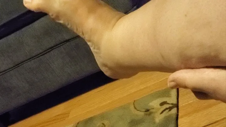 Side view flexing foot