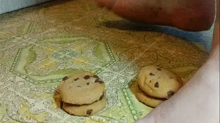 Chocolate chip cookies vs ssbbw barefoot heels