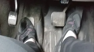 Little engine rev pedal pushing video