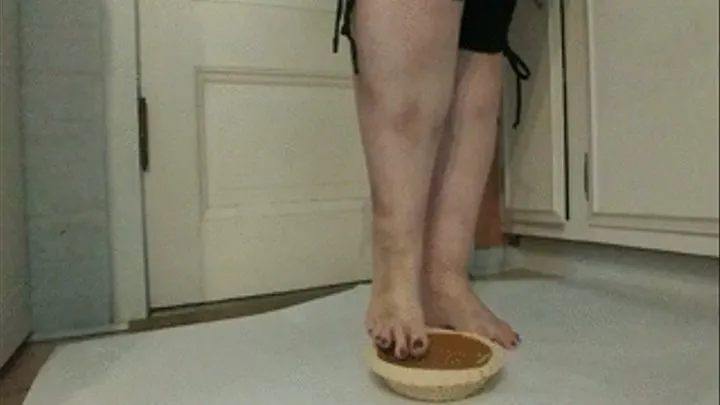 Feet vs Pumpkin pie