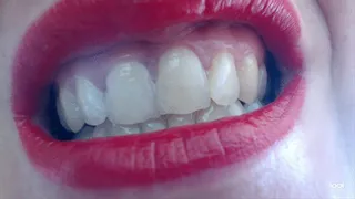 My nice white teeth and red lipstick to cam