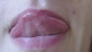 15 minutes licking my lips by my big breit tongue