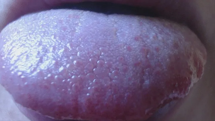 8 minutes close up of my breit big tongue