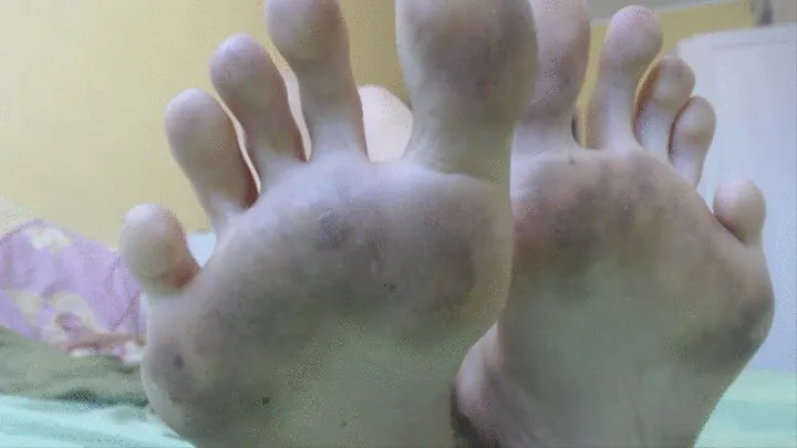 Dirty feet 2 minutes