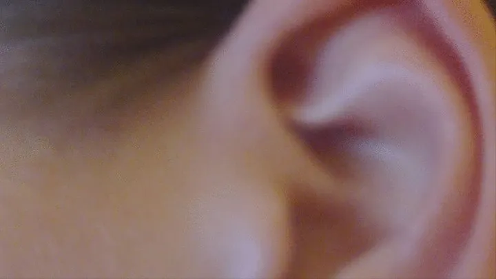 4 minutes my lovely earloe in extremly close - up to cam