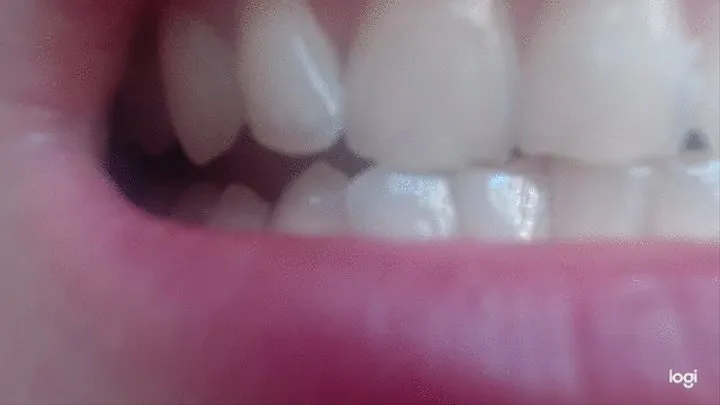 6 minutes of my nice white and pointy teeth to cam in close up