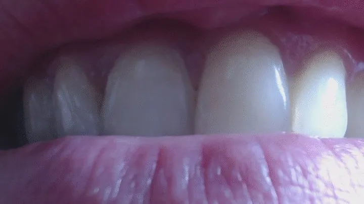 25 minutes of white teeth to cam