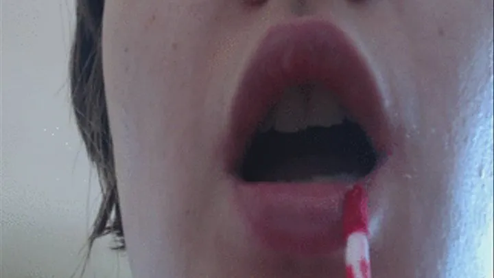 38 minutes video with teeth and red lipstickon