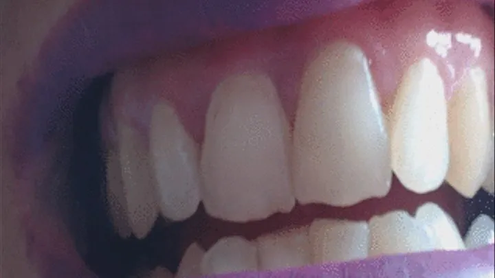 20 minutes violet lips and teeth to cam