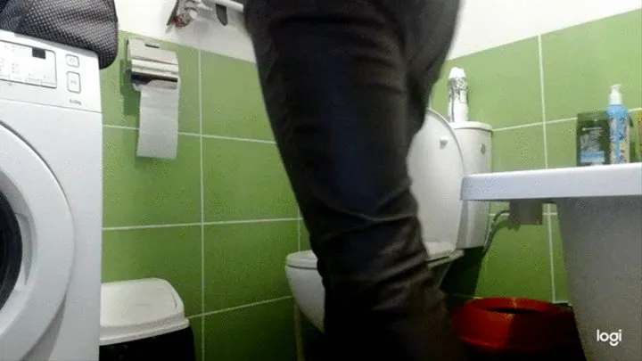 Normal evening pee in toilet