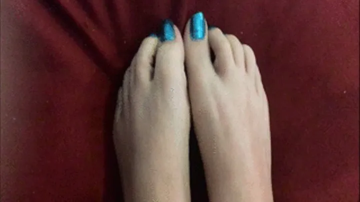 Sexy Foot Fetish Video with Blue Toenail Polish