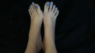 Super Sexy Foot Fetish Vid with Light Blue Toenails
