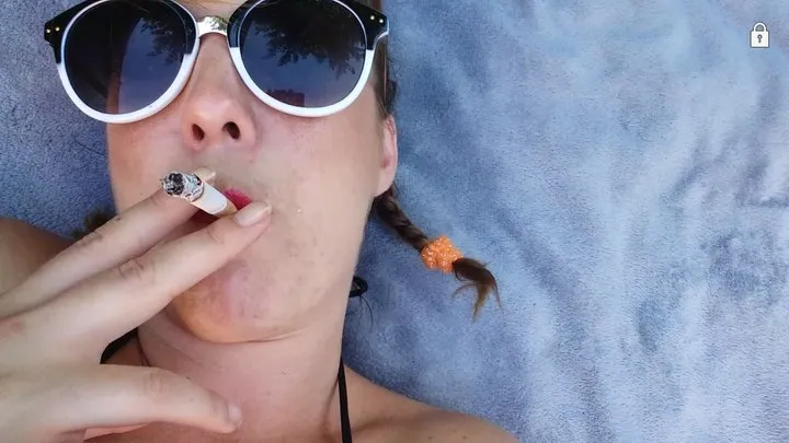 Bikini Smoking Fetish