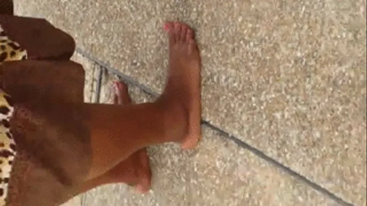 Shomuquaye Tina Barefoot in Compound (Joined Clip)