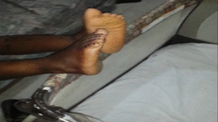 Papistimol's Extremely Wrinkly, Thick Ebony Soles On Cradle & Bed